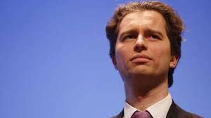 David Martinon aurait été limogé