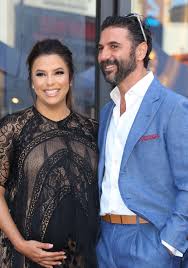 Ева родила первенца сантьяго энрике бастона. How Eva Longoria And Her Husband Jose Baston Met