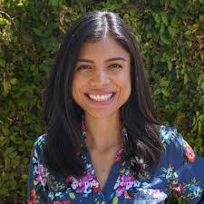 Ellen Ruderman's Instagram, Twitter & Facebook