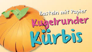 ➤ die motivteile nach vorlage aus tonkarton ausschneiden, alle innenflächen herausschneiden. Bastelideen Kurbis Aus Papier Als Tischdeko Youtube
