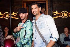 Maybe you would like to learn more about one of these? Luxus Vymenil Za Skromnost Jak Bydli Superstar Samer Issa