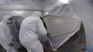 Boat Painting 101 Spraying The Topcoat Boat Painting Painting Car Painting