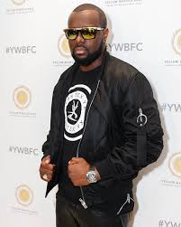 It also serves as the credits for tici tout commence series. Maitre Gims