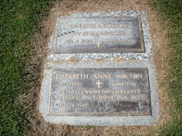 Kenneth Lawrence Holton (1942-2018)