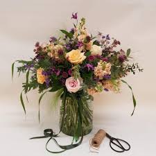 Make their day even more magical with our wide range of gift sets for her and him. 9 Best Florists For Flower Delivery In Edinburgh Petal Republic