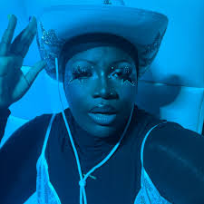 where's the cowboy to my cowgirl 🤠😔 . #explore #exploremore  #makeuptutorial #makeuplooks #makeup #beauty #darkskingirls #darkskin  #creativemakeup #makeupforblackwomen #makeupforbeginners #hijabilookbook  #cowboycarter #cowboy #cowgirl #rodeo #cowboyhats