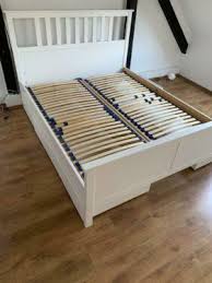 Es ist gleichzeitig eine geräumige aufbewahrung mit 6 geräumigen schubladen. Hemnes Bett Weiss Mit 4 Schubladen 160x200 Cm Inkl Lattenroste In Koln Ehrenfeld Ebay Kleinanzeigen