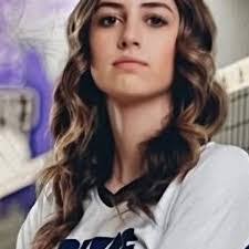 Madeline Babcock's Instagram, Twitter & Facebook