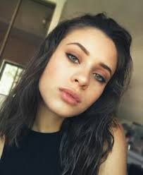 Loh dalum bay em koh phi phi. Daniela Melchior Age Bio Faces And Birthday