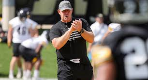 Iowa's college football team cut ties with its strength coach chris doyle on monday, announcing a separation agreement that will pay him more than $1.1m after former hawkeyes accused him of. Iowa Strength Coach Chris Doyle Denies Allegations Of Race Based Bias