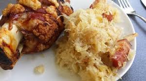 Haxe Mit Sauerkraut 0711 Bbq Grillen Bbq Rezepte Aus Stuttgart Sauerkraut Rezepte Schweinshaxe Grillen