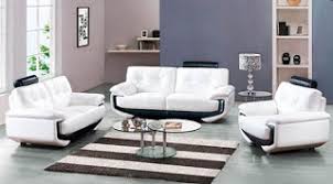 Ada banyak model sofa minimalis dengan desain dan bahan berkualitas namun tidak terlalu menguras kocek anda. Model Sofa Terbaru Untuk Rumah Minimalis
