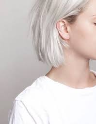 A dire brad pitt, con i capelli ossigenati. Capelli Decolorati Come Eliminare Quel Fastidioso Riflesso Giallo Calipsomakeup Com