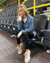 Ann Kathrin Gotze Auf Instagram Forza Mariogotze Outfit Gotze Ann Kathrin Brommel