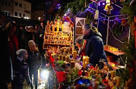 Dann wird der stern im norden wieder leuchten. Weihnachten In Stuttgart Gutsle Gluhwein Und Geschenke Bad Cannstatt Stuttgarter Nachrichten