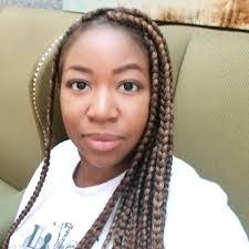 Naomi Covington's Instagram, Twitter & Facebook