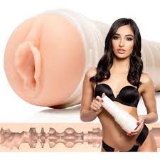 Fleshlight Girls - Squirt - Emily Willis Sex Toy | GameLink