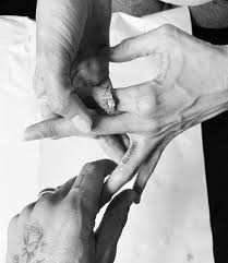 Belen rodriguez e antonino spinalbese. Antonino Spinalbese Chi E Il Fidanzato Di Belen Wondernet Magazine