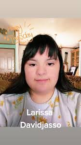 Larissa Meadows's Instagram, Twitter & Facebook