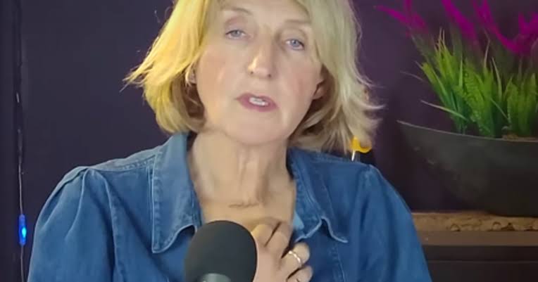 Loose Women's Kaye Adams left 'really nervous' over surgery after throat  cancer scare - The Mirror