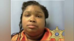 Franklin police officer, wife arrested