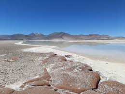 Archivo:Salar de Aguas Calientes Sur III. Región de Antofagasta. Chile.jpg  - Wikipedia, la enciclopedia libre