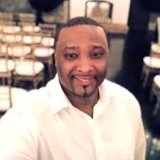 Dwan Brown's Instagram, Twitter & Facebook