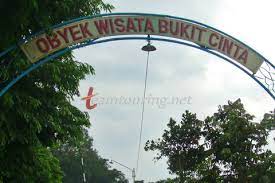 Bukit cinta watu prahu harga tiket: Bukit Cinta Rawa Pening Antara Keindahan Asal Usulnya Teamtouring