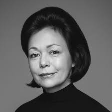 Laura Paulson's Instagram, Twitter & Facebook