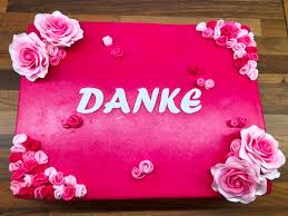 The word gljúfurárfoss means river canyon waterfall. Muttertag Torten 09 05 2021 Tanjas Tortenwelten Tanjas Tortentraeume Webseite