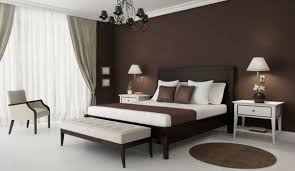 Beste Wandfarbe Furs Schlafzimmer Braun Schwarzer Kronleuchter Und Gardinen Wohnen Schlafzimmer Gestalten Schlafzimmer Neu Gestalten