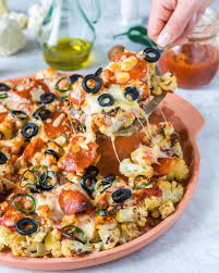 This Clean Eating Cauliflower Pizza Bake Is The Best Creation Recipe Clean Eating Vegetarian Clean Food Crush Clean Recipes