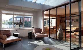 Offene Kuche Vom Wohnzimmer Abtrennen Trennwande Im Industrie Look Franzosische Turen Design Fur Zuhause Haus Design