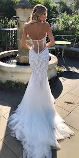 36 Totally Unique Fashion Forward Wedding Dresses In 2020 Popular Wedding Dresses Wedding Dresses Wedding Dresses Lace