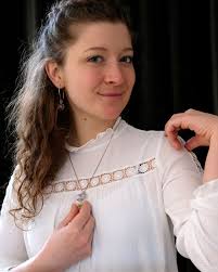 Mandalaperle Blau-Rosa-Bernstein auf langem Bändchen