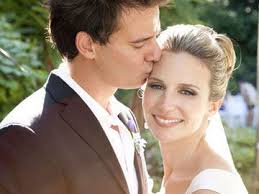 Who is Charlie McDermott dating? Charlie McDermott girlfriend, wife