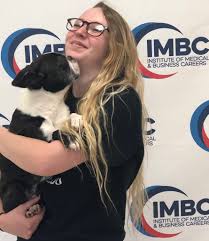 Salary estimates are based on 1,765 salaries submitted anonymously to glassdoor by veterinary assistant employees. Starting A Career For Animal Lovers How To Become A Vet Tech