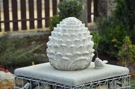 Great news!!!you're in the right place for concrete garden decor. A Lump Of Stone A Large Finial On The Post Garden Decor Zakazat Na Yarmarke Masterov Jq5amcom Figury Sadovye Azov