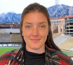 Lara Baum's Instagram, Twitter & Facebook