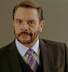 Ahora el actor podría enfrentar un juicio por el supuesto abuso sexual contra su hija, delito que, en reiteradas ocasiones, negó de manera pública. Expressions Bisexual Hector Parra Desde Los Anos 90 Facebook