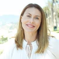 Petra Lambert's Instagram, Twitter & Facebook