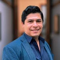 Ernesto Reynaga's Instagram, Twitter & Facebook