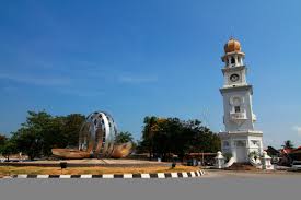 Below are the name of the states and federal territories in alphabetically order Airasia On Twitter Didyouknow Penang Is The Second Smallest State In Malaysia Comprising Of Penang Island And Seberang Perai On The Malay Peninsula It Is Projected To Reach A Population Of 1 8