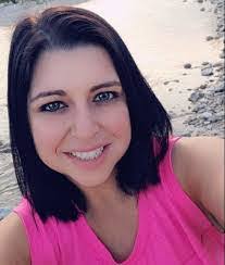 Karissa Kramer's Instagram, Twitter & Facebook