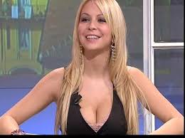 Je suis gentille ,douce et une grande supportrice de l'ol. Sabrina Ghio Prima 3 Ultime Notizie Flash