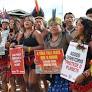 Brasil. Pueblos indígenas marchan en Brasilia para exigir al gobierno brasileño la demarcación de sus tierras.
