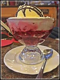 Od razu wam zdradzę, nie ma tam karty. Biala Lokomotywa Czyli Alicja W Krainie Kawy