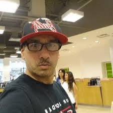 Elliot Feliciano's Instagram, Twitter & Facebook