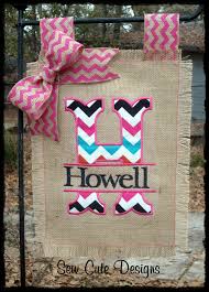 Pin By Latoya Brewer On Be Creative Burlap Crafts Burlap Garden Flags Burlap Flag