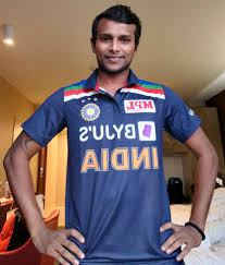 A cricket kit is something that can help you to play cricket comfortably. New India Cricket Jersey 2020 21 India Retro T 20 Kit For Australia Series Odis T20is The Cricket Blog